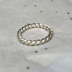 Sterling silver twist ring